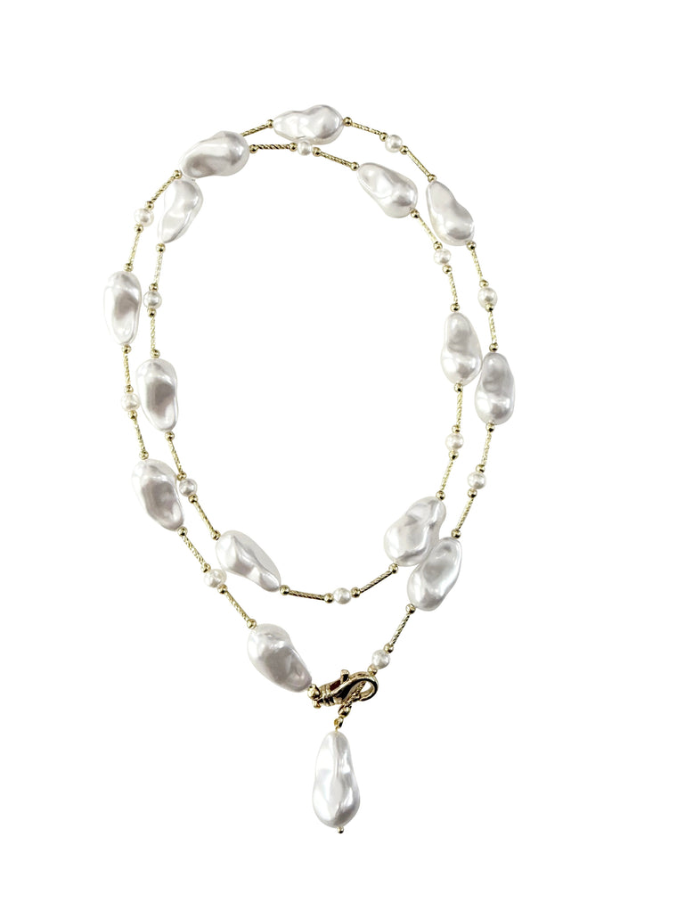 Gloria Baroque Pearl Lariat Necklace