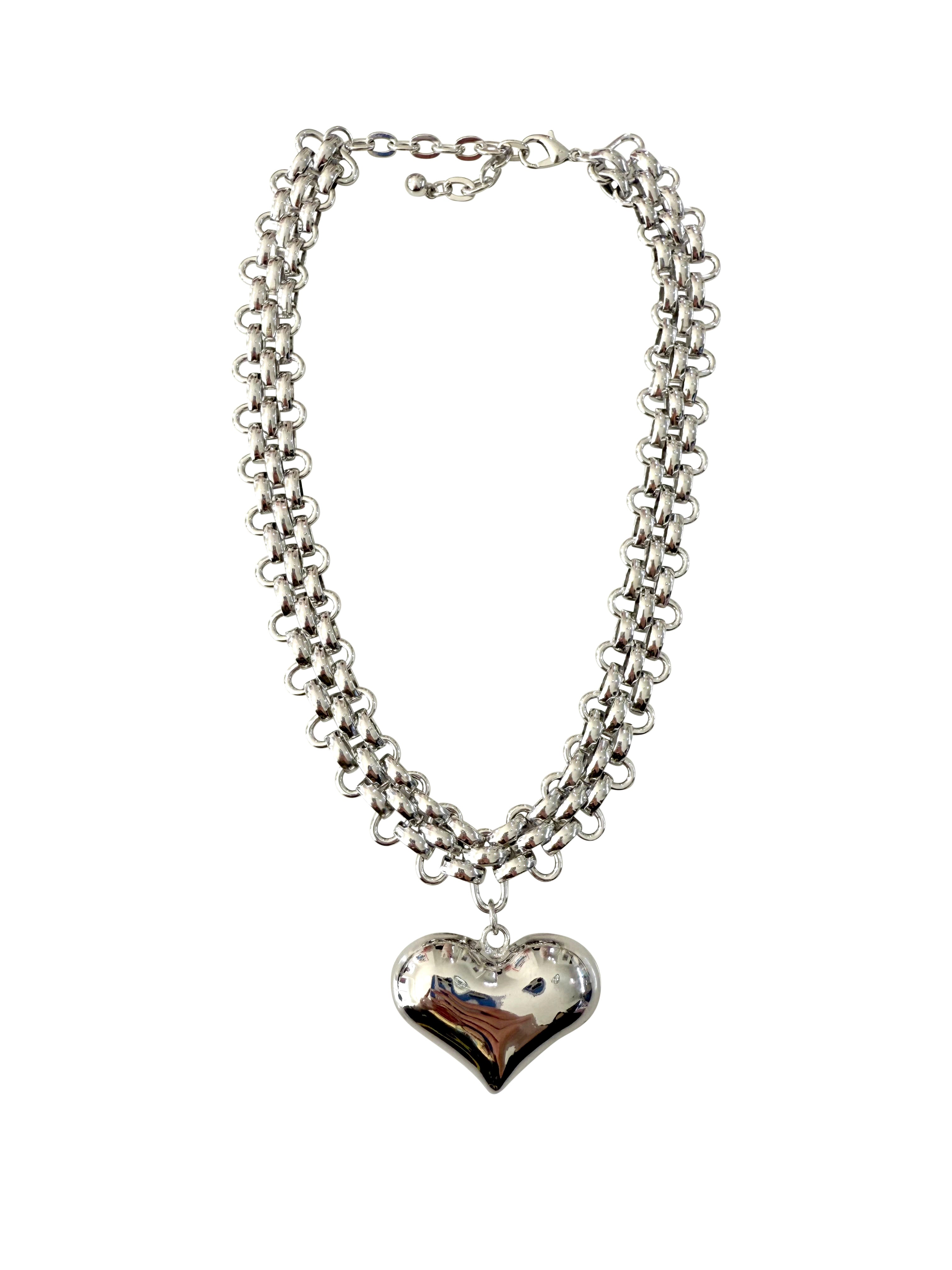 Nelli Silver Necklace with Puffy Heart