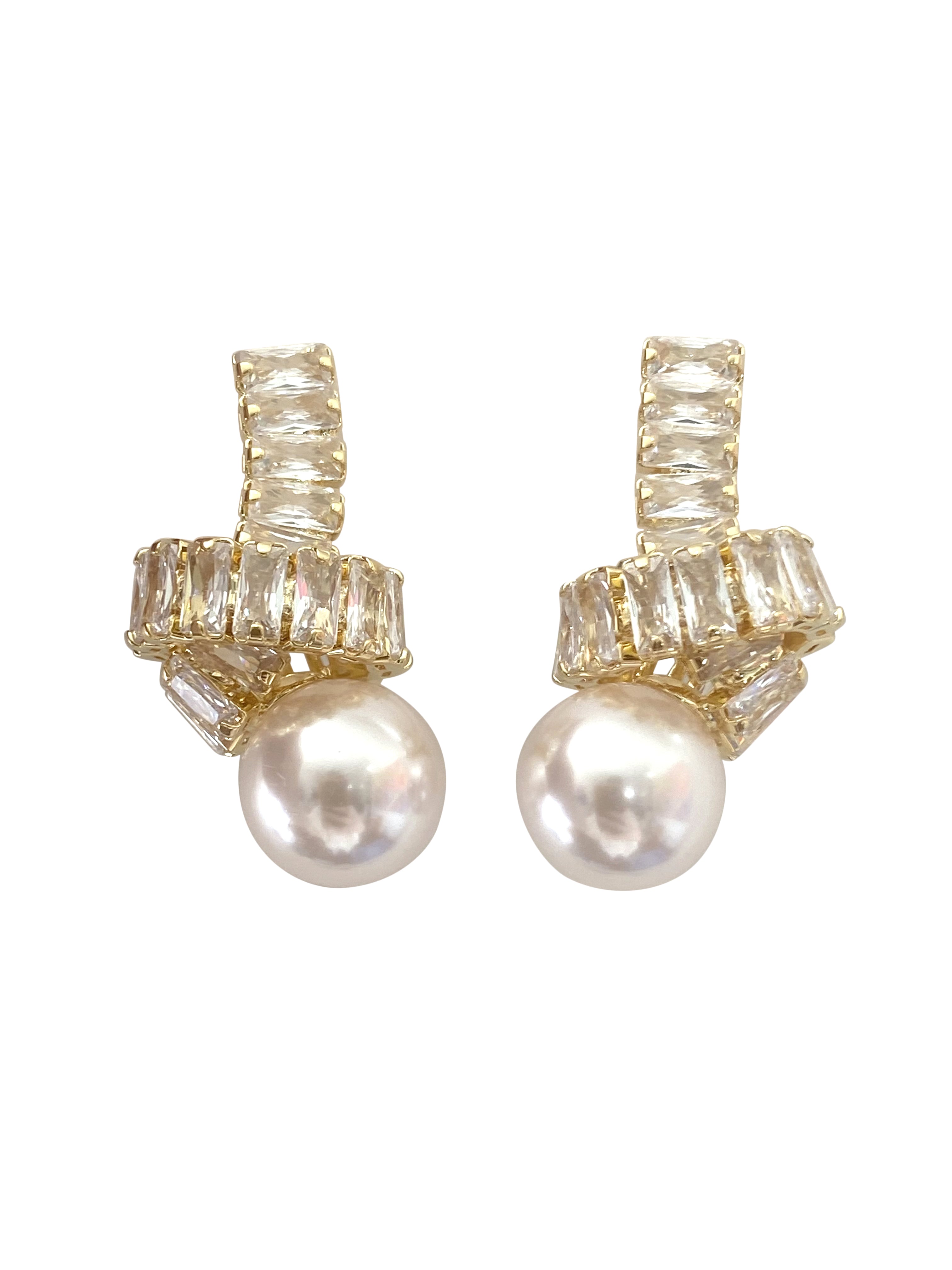 Pearl Twist Earring